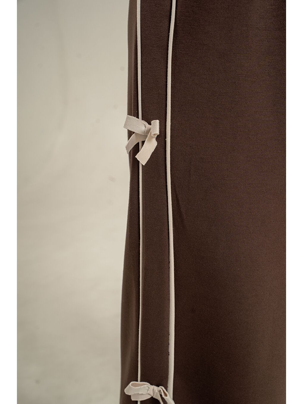 Kahverengi Üst Kollar Fiyonklu Alt Fiyonklu Yumaşak Dokulu-Comfort Kumaş Kız Çocuk Alt Üst Eşofman Takımı-5