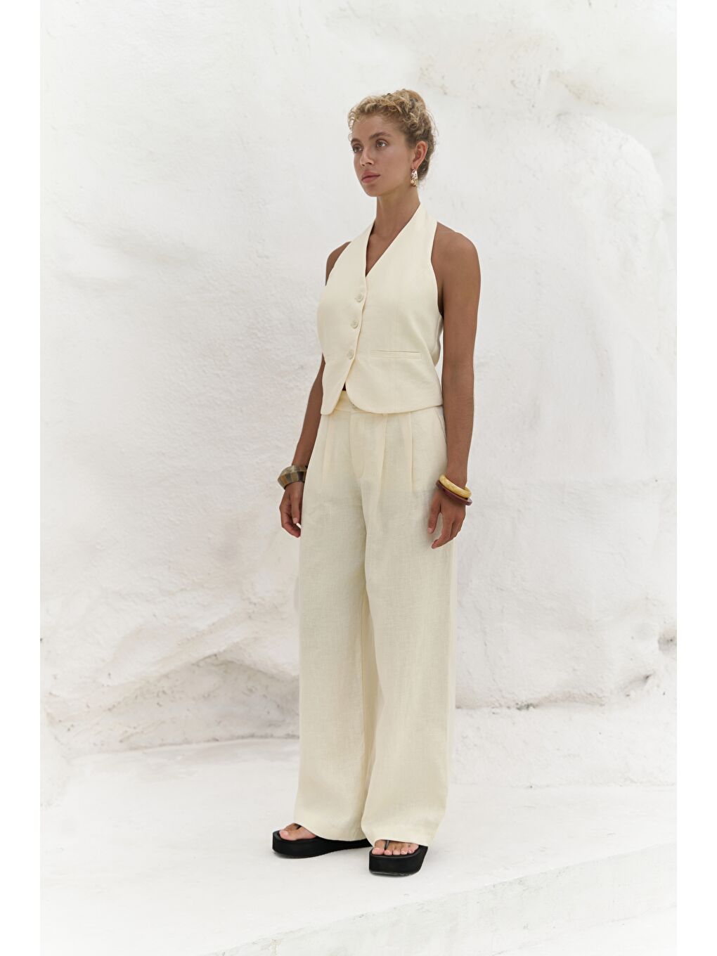 Dena Sırt Dekolteli Sarı Keten Yelek Pantolon Takım-2