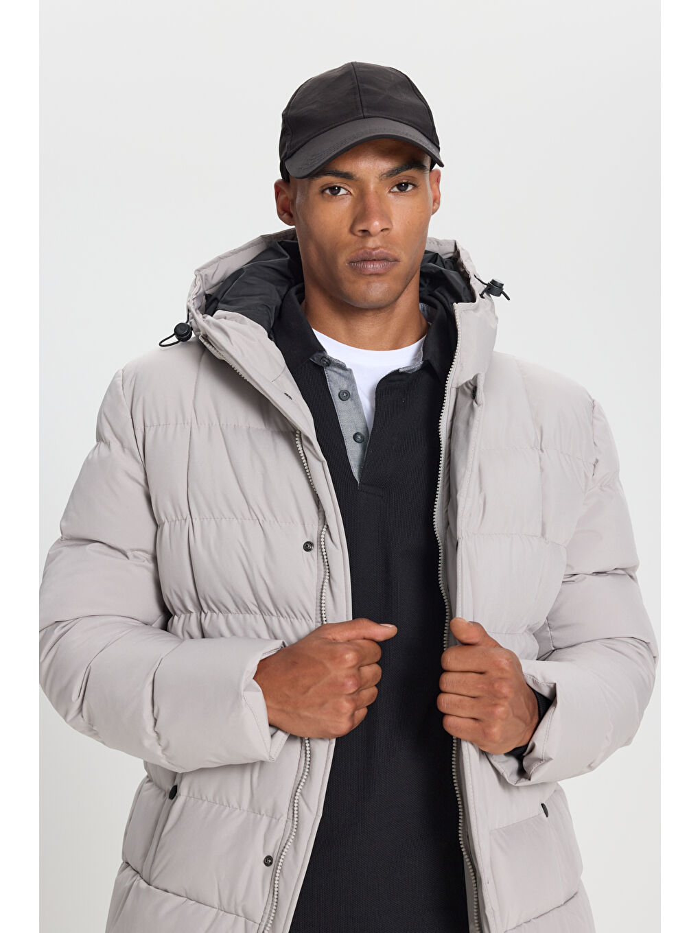 Bej Erkek Taş Standart Fit Normal Kesim Kapüşonlu Dik Yaka Yan Cepli Kaban-3