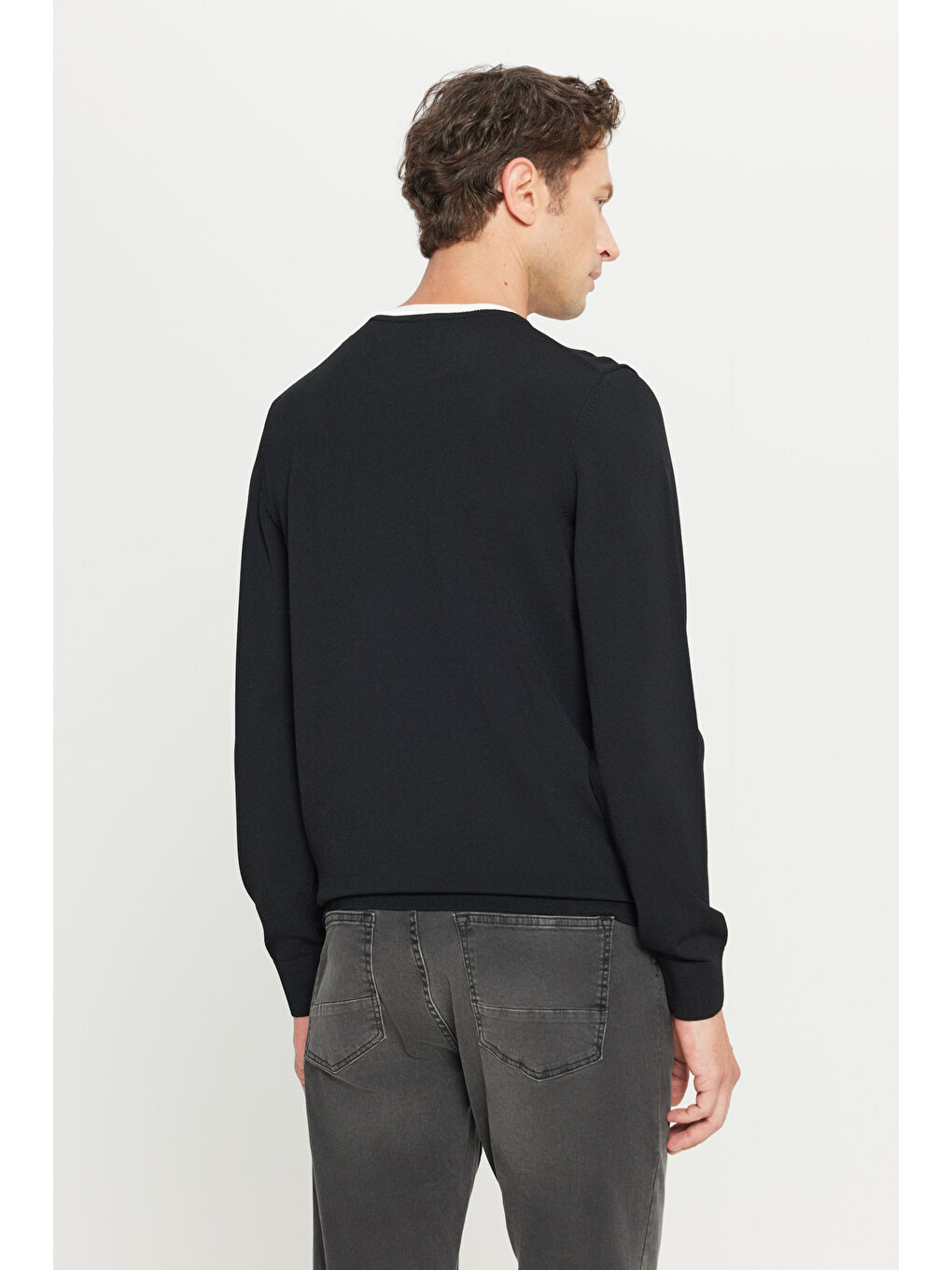 Erkek Siyah Standart Fit Normal Kesim Bisiklet Yaka Triko Kazak-4