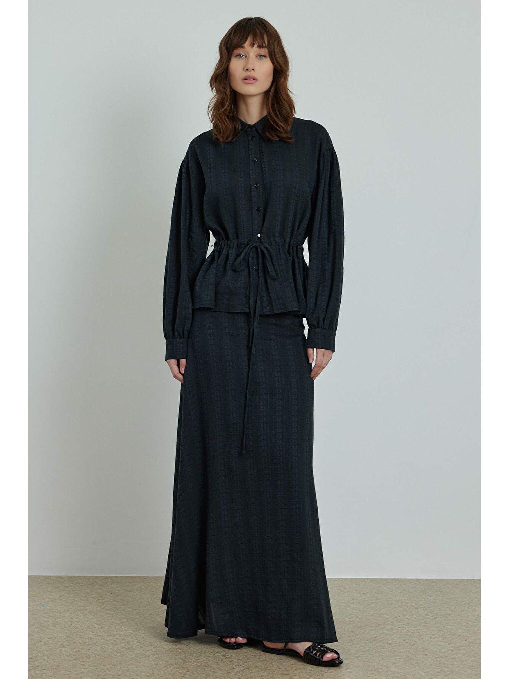 Pamuklu Floral Dokulu Etekli Takım - Siyah-2