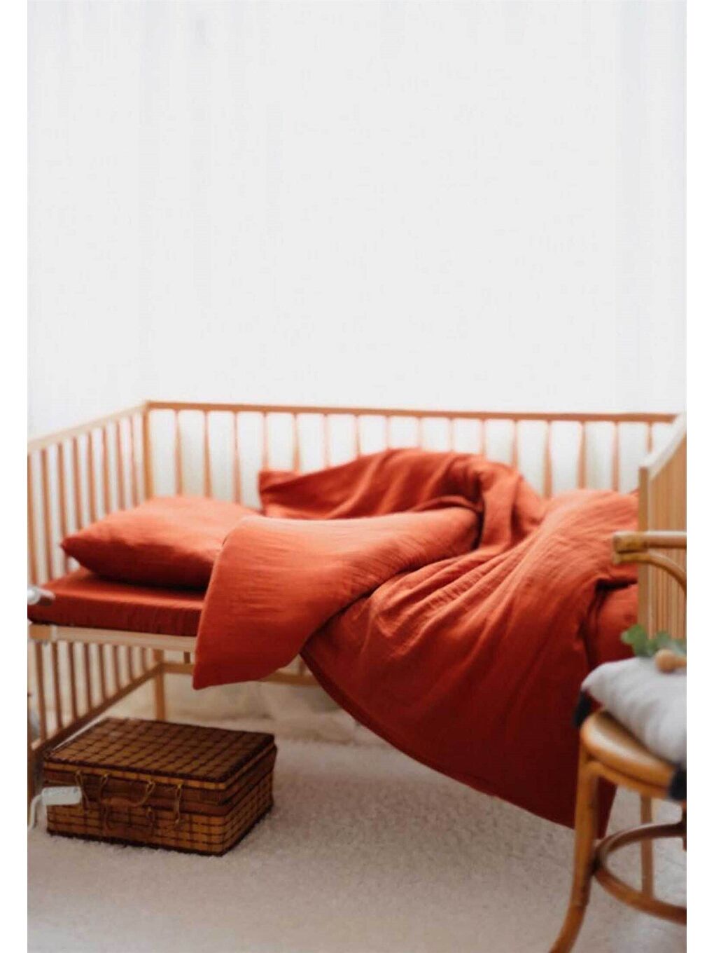 Beyaz Keseli Müslin Nevresim Takımı 100X135 Cm +/ - 3Cm Çarşaf 120X150 Yastık 35X45 Cm Rust