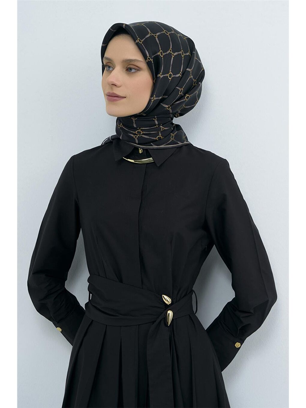 Siyah Saf İpek Sura Eşarp 9538D 84