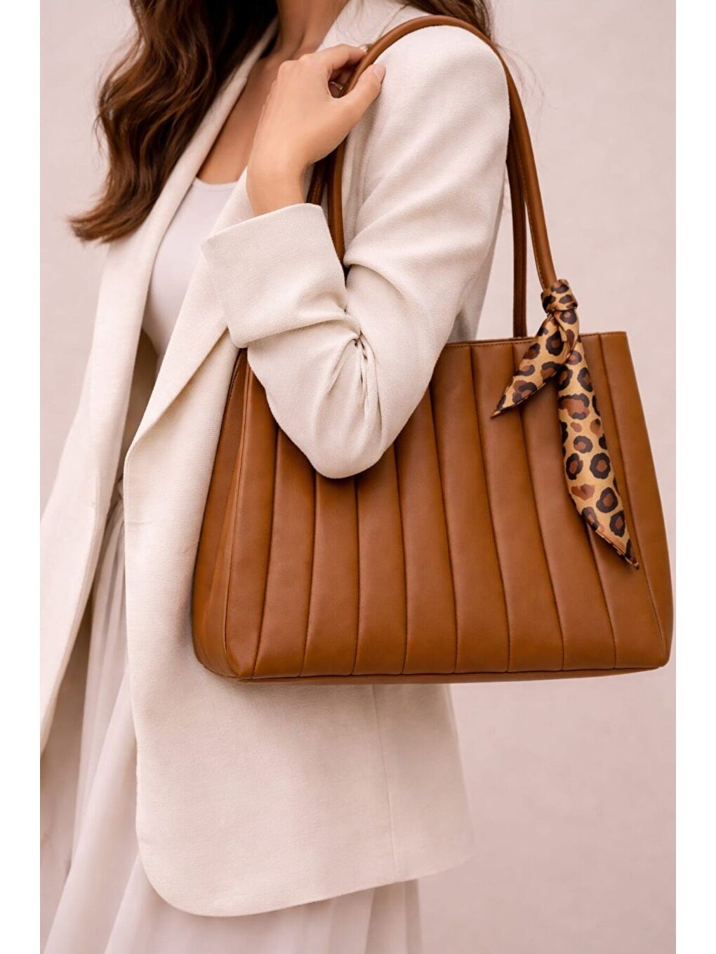 Kahverengi Kadın Piliseli Omuz Çantası ve Cüzdan Seti - Desenli Eşarp Detaylı El ve Kol Çantası 12678-3