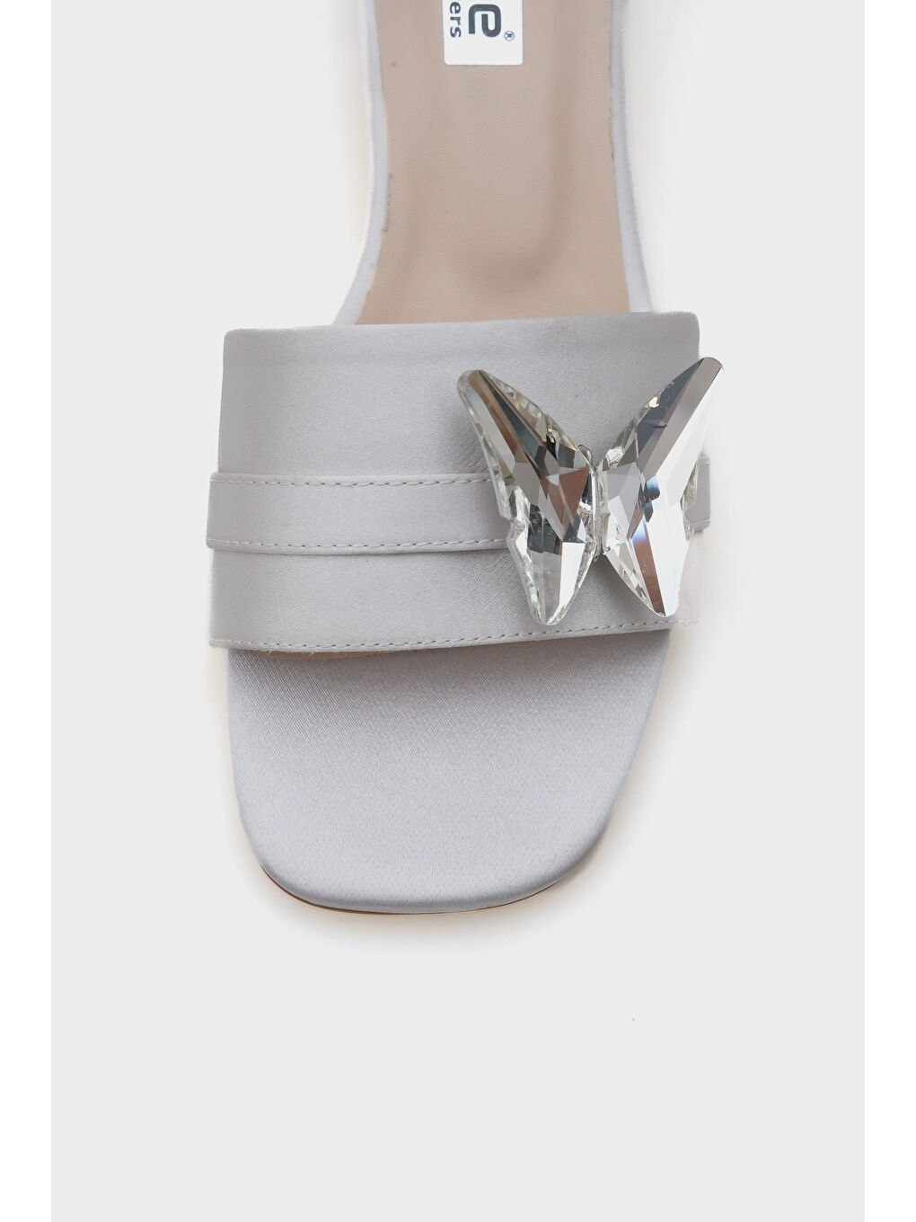 Gri Ariela Yuvarlak Küt Burunlu Taşlı Kelebek Tokalı Kadın Kısa Topuklu Terlik-3