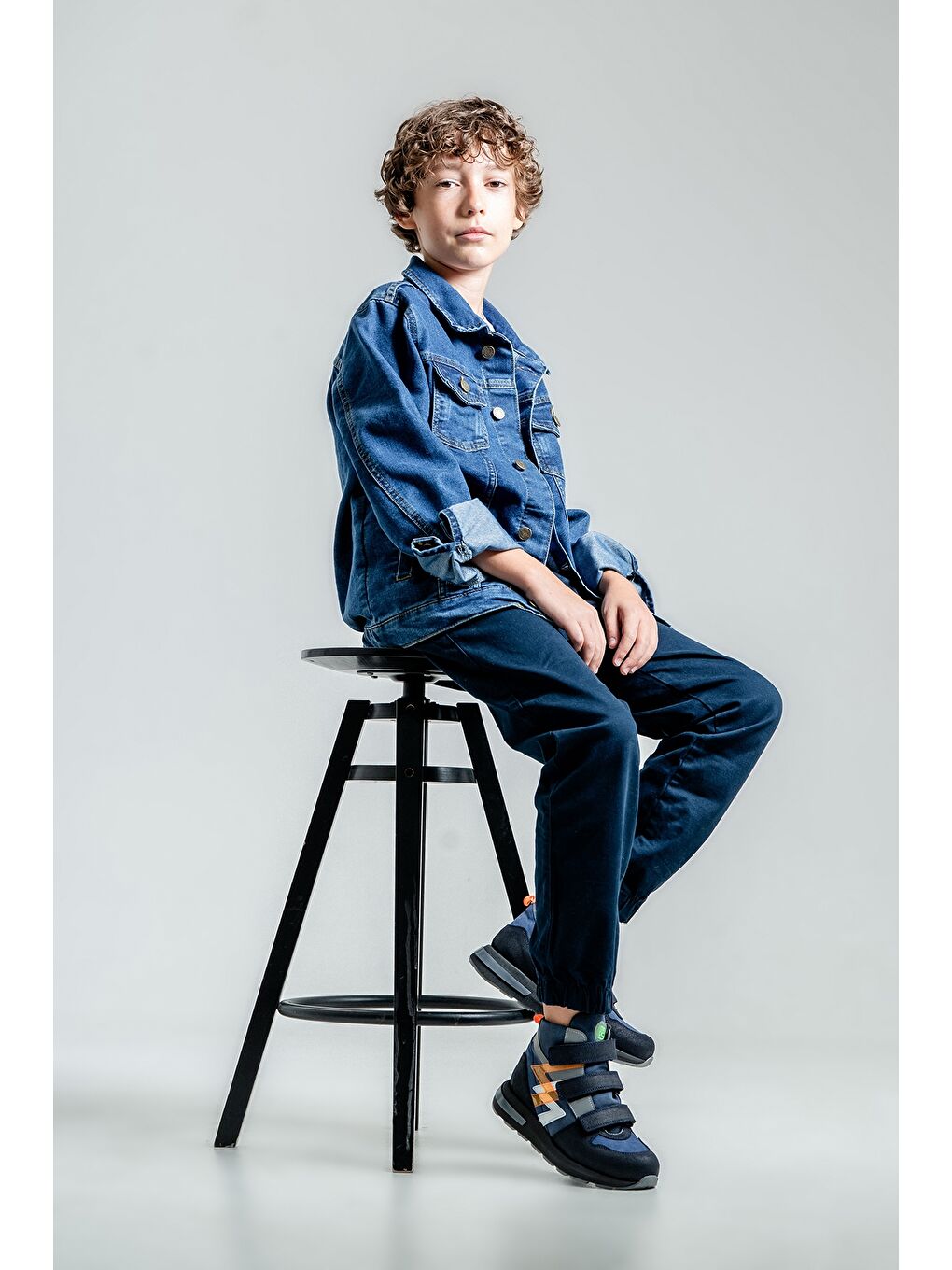 Erkek Çocuk Lacivert Hakiki Deri Suya Dayanıklı Anatomik Günlük Bot