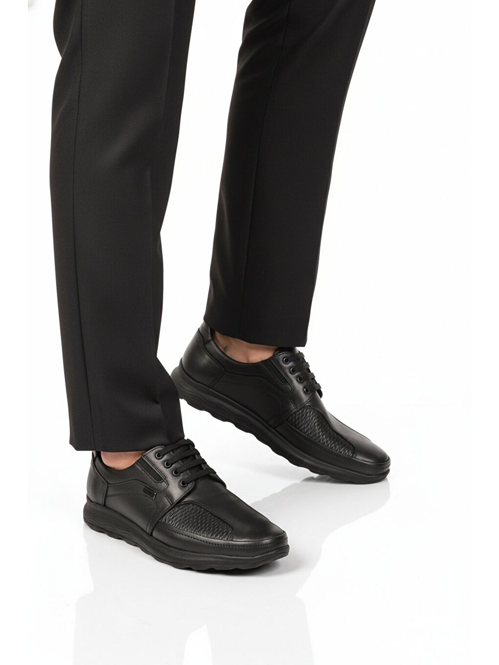 Premium Siyah Hakiki Deri Anatomik Erkek Casual Ayakkabı 506 M