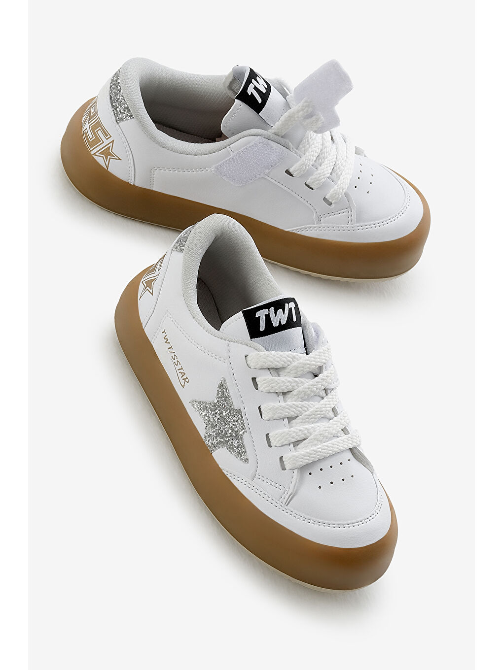 Çocuk Unisex Beyaz Gümüş Termo Taban Yıldız Detaylı Bağcıklı ve Cırtlı Spor Ayakkabı-2