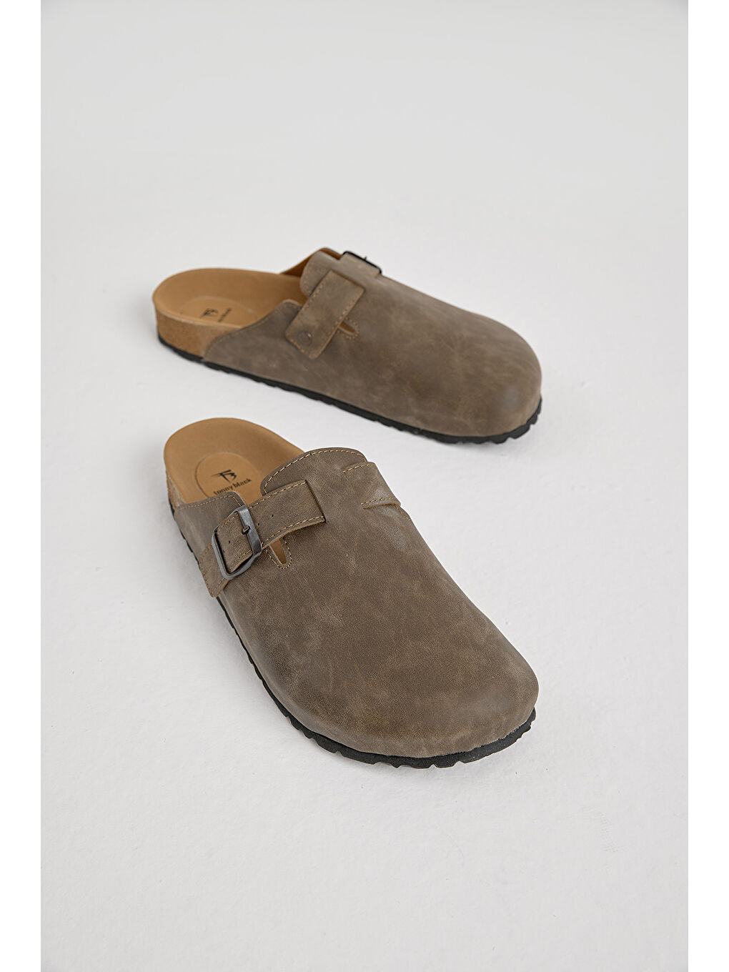 Bej Erkek Vizon Kalın Poli Taban Tokalı Önü Kapalı Terlik-2