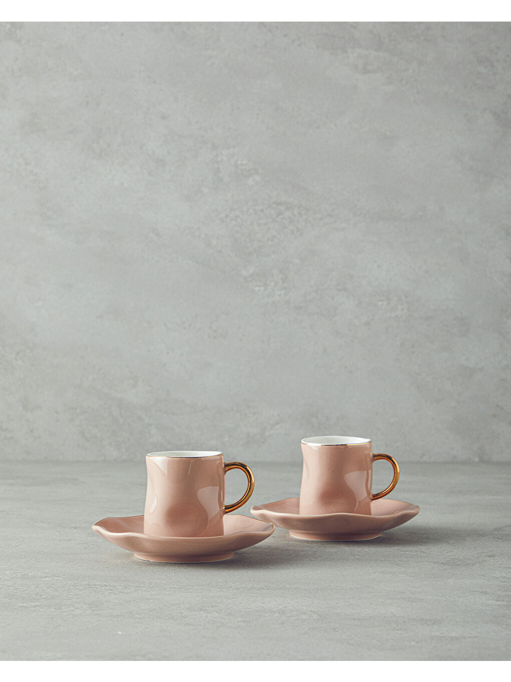 Pembe Rolly New Bone China Kahve Fincan Takımı 4 Parça 2 Kişilik Pudra