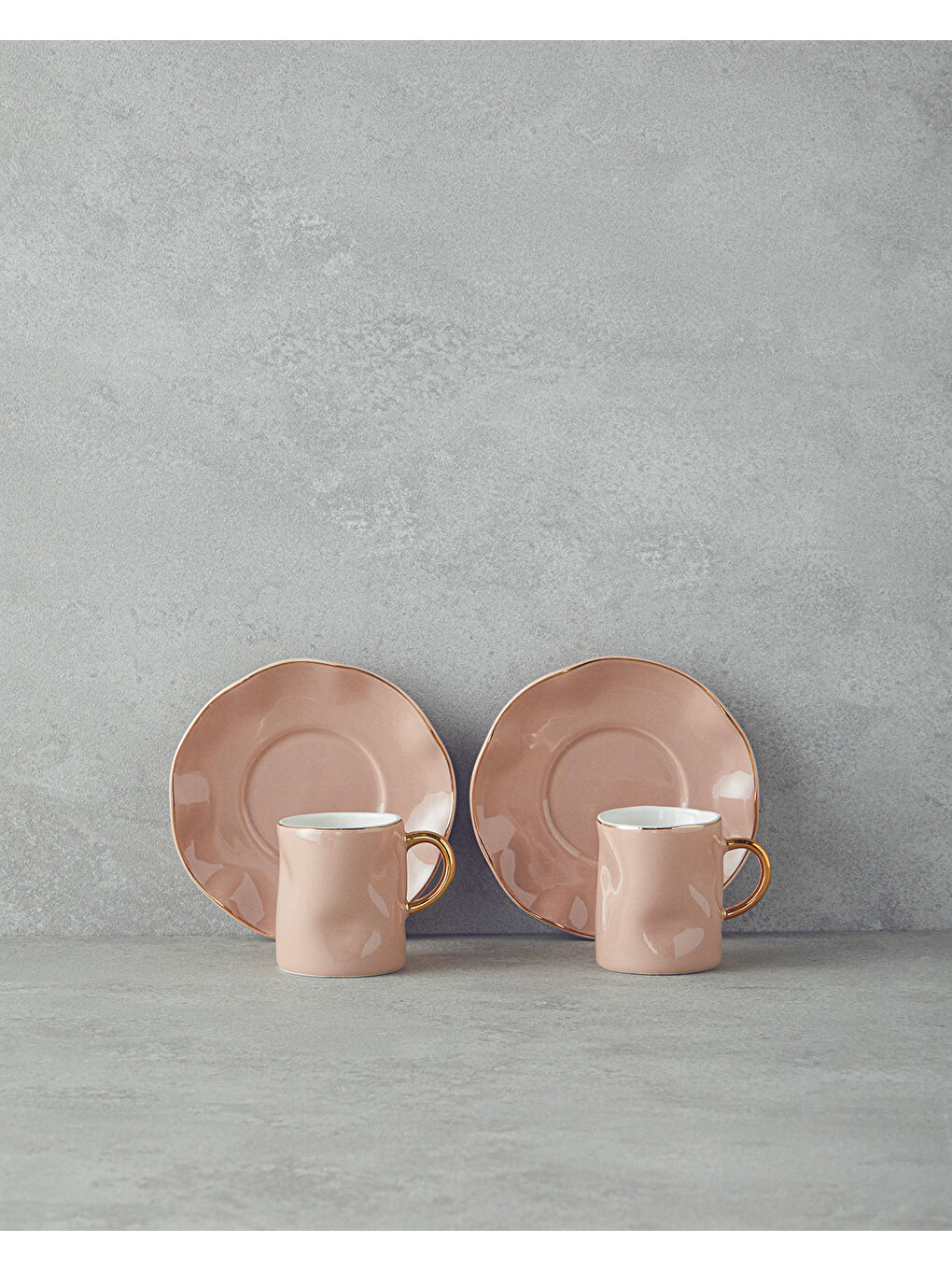 Pembe Rolly New Bone China Kahve Fincan Takımı 4 Parça 2 Kişilik Pudra-1