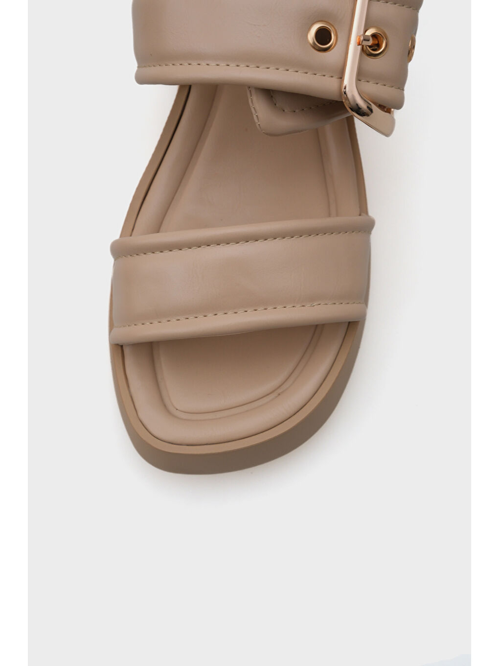 Bej Merry Dolgu Topuklu Çift Bantlı Tokalı Kadın Konfor Terlik-2