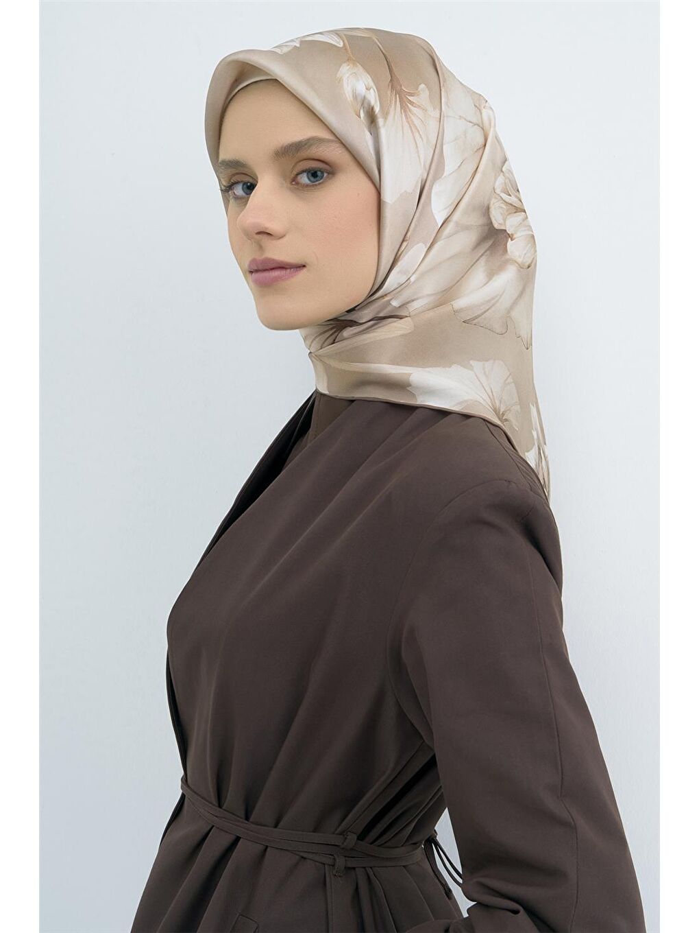 Bej Saf İpek Twill Eşarp 9505D 85-2