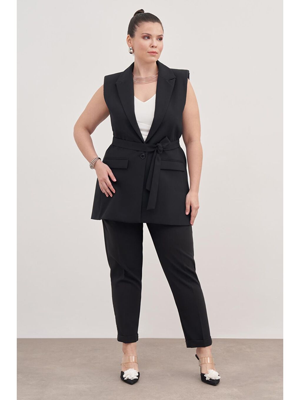 Siyah Astarlı Kuşaklı Uzun Yelek-5