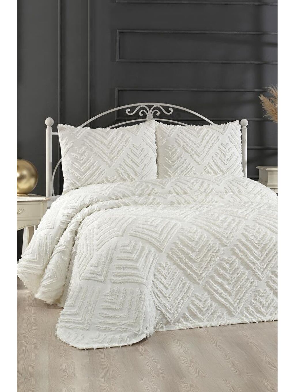 Ekru Pine 3 Parça Çift Kişilik Pike Takımı Krem