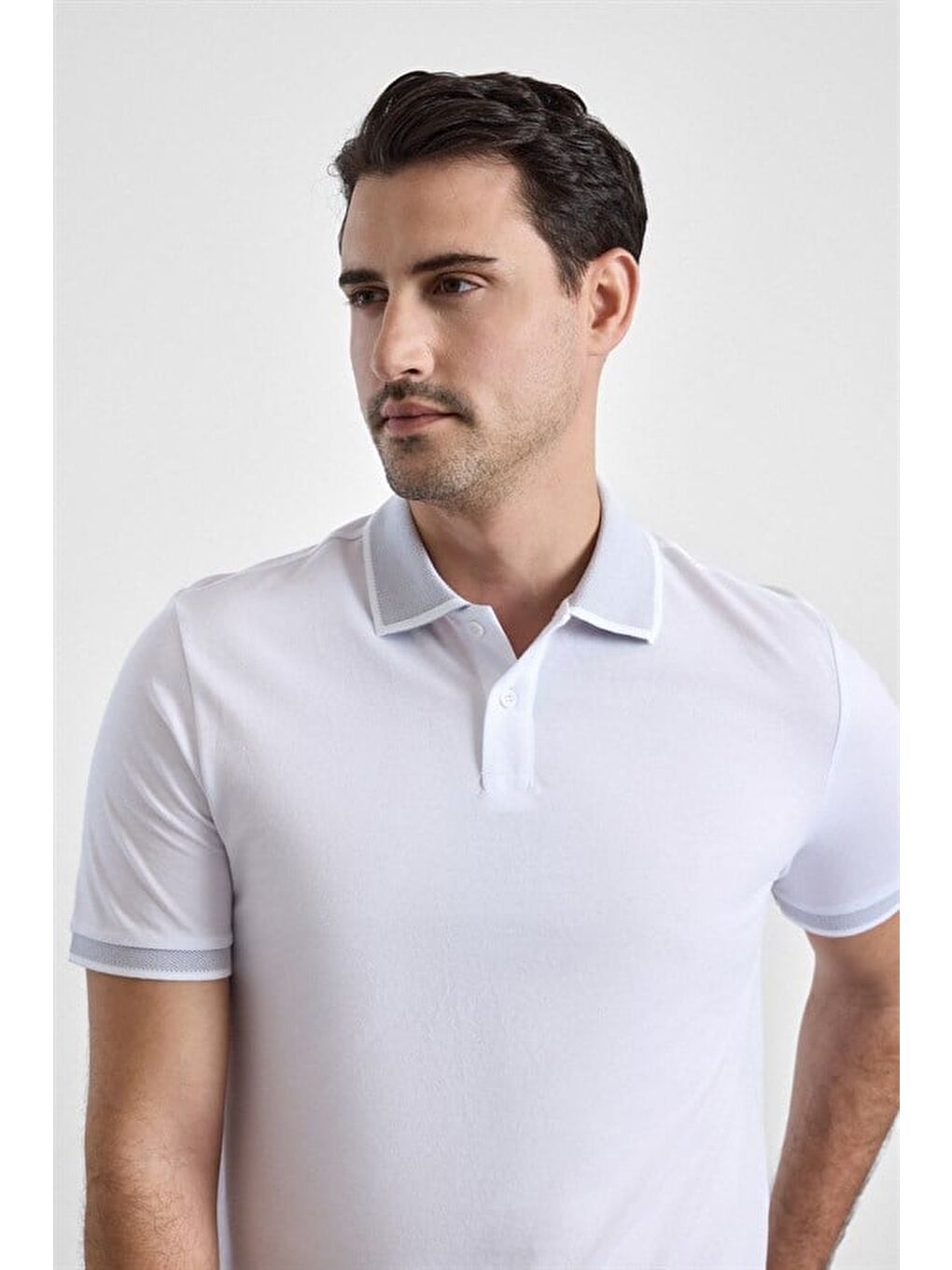 Beyaz Regular Düz Baskısız Pike Fermuarlı Polo Yaka Nefes Alabilen Tişört-1