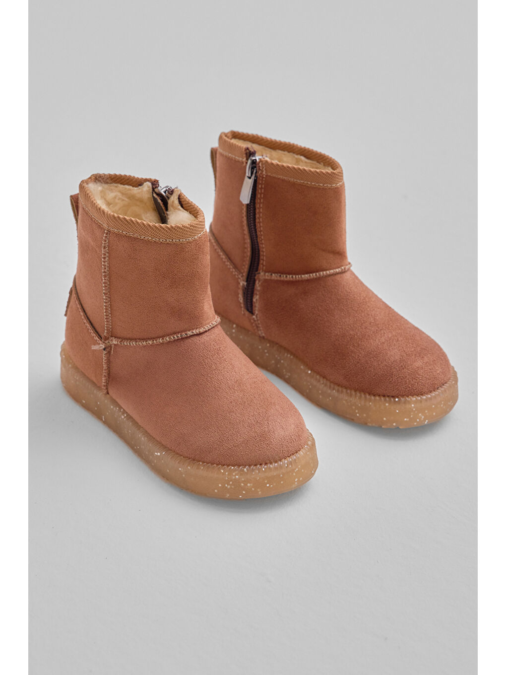 Kahverengi Kız Çocuk Taba Termo Taban Süet Görünümlü İçi Kürklü Kısa Bot-2