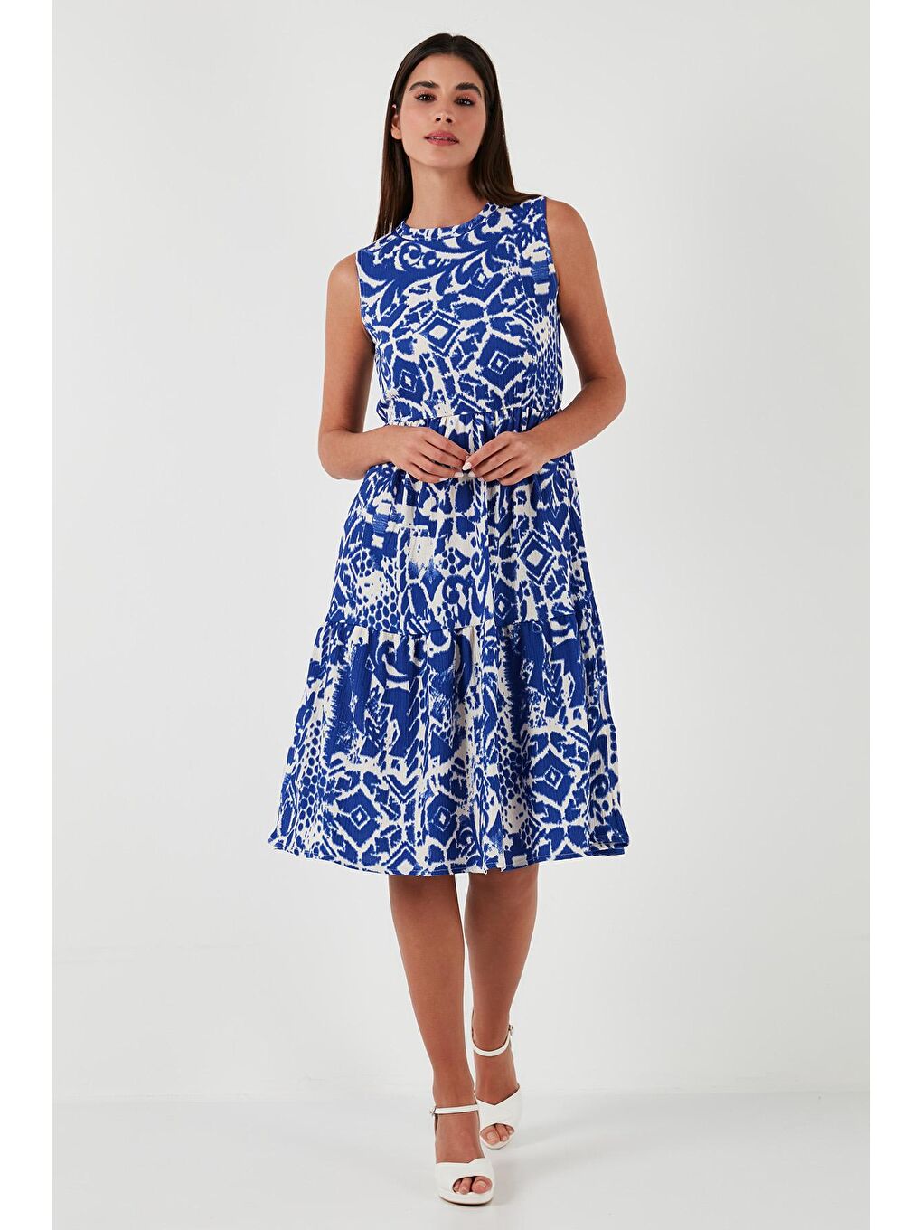 Mavi Desenli Regular Fit Kolsuz Elbise 5865731-4