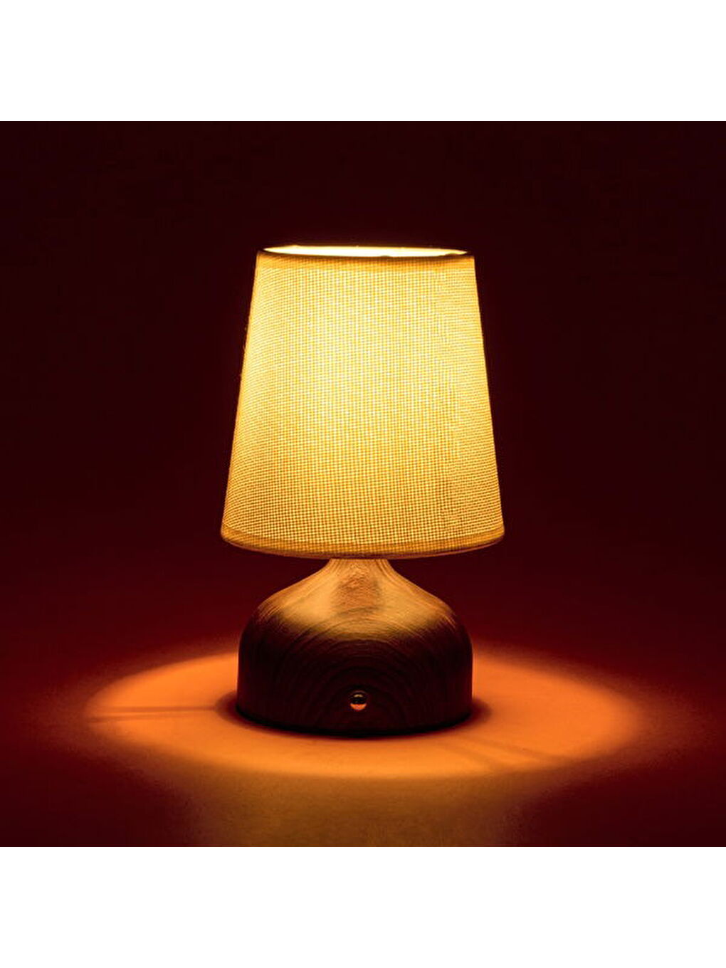 Kahverengi Maite Ahşap Detaylı Pilli Kablosuz Dokunmatik Şarjlı Led Abajur Masa Lambası - Ceviz-1