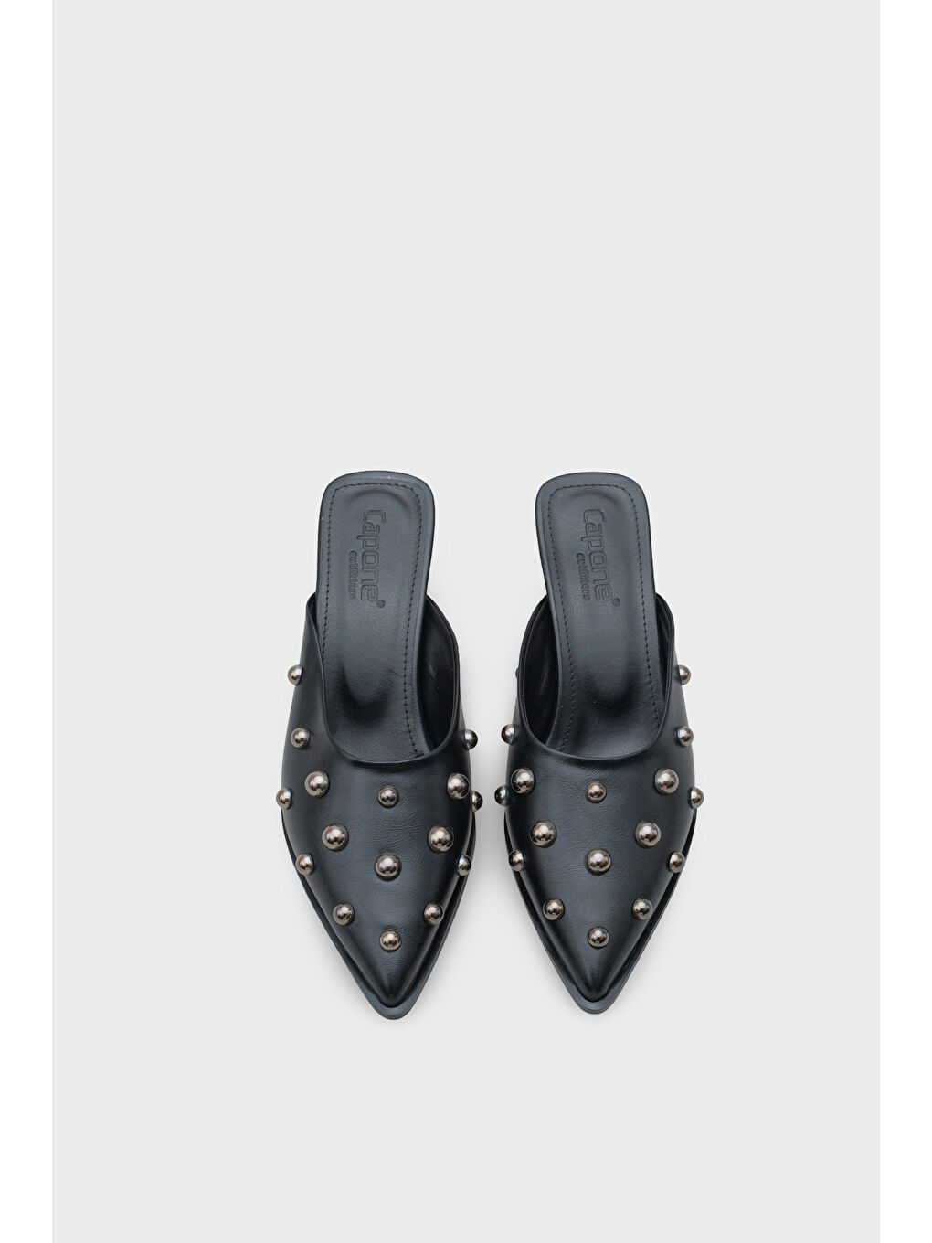 Siyah Meredith Sivri Burunlu Metal Aksesuarlı Burnu Kapalı Kadın Terlik-5
