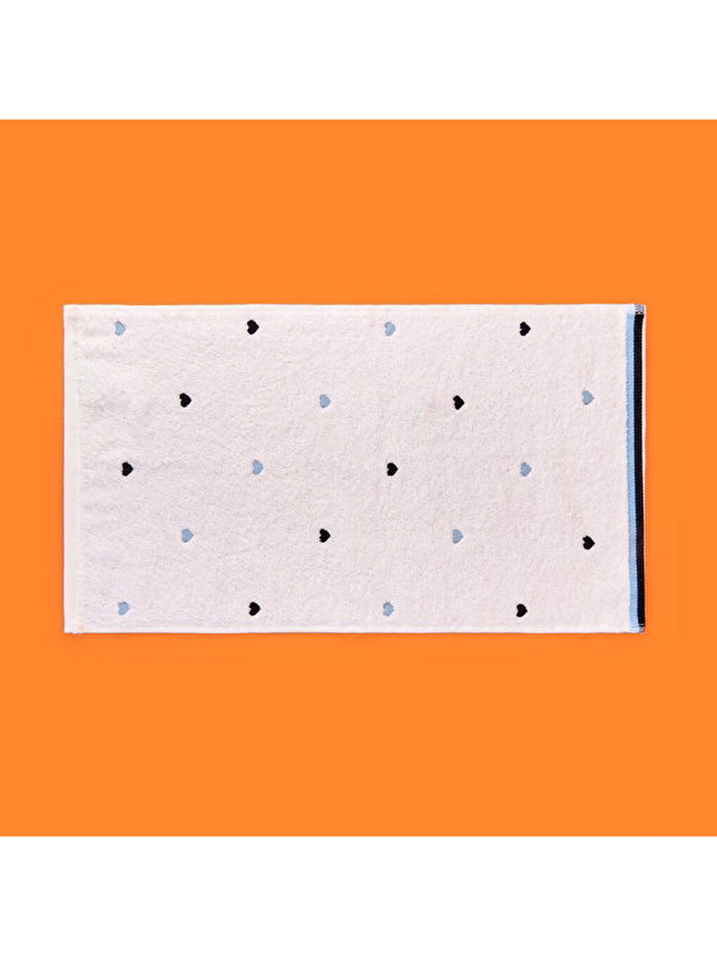 Lila Soft Kalp Nakışlı El Havlusu - Ekru / Siyah - 30x50 cm-1