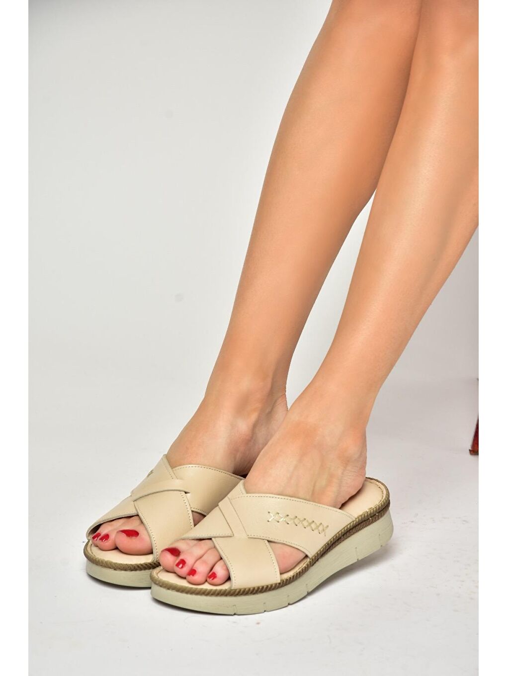 P5401008 Bej Kadın Terlik-3
