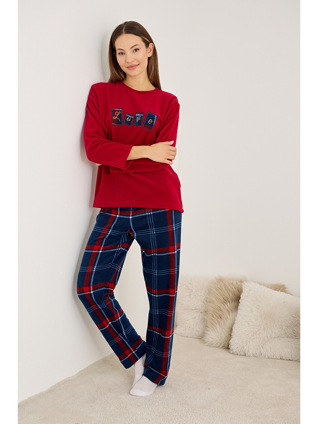 Karışık Love Nakışlı Ekoseli Polar Kışlık Örme Pijama Takım-1