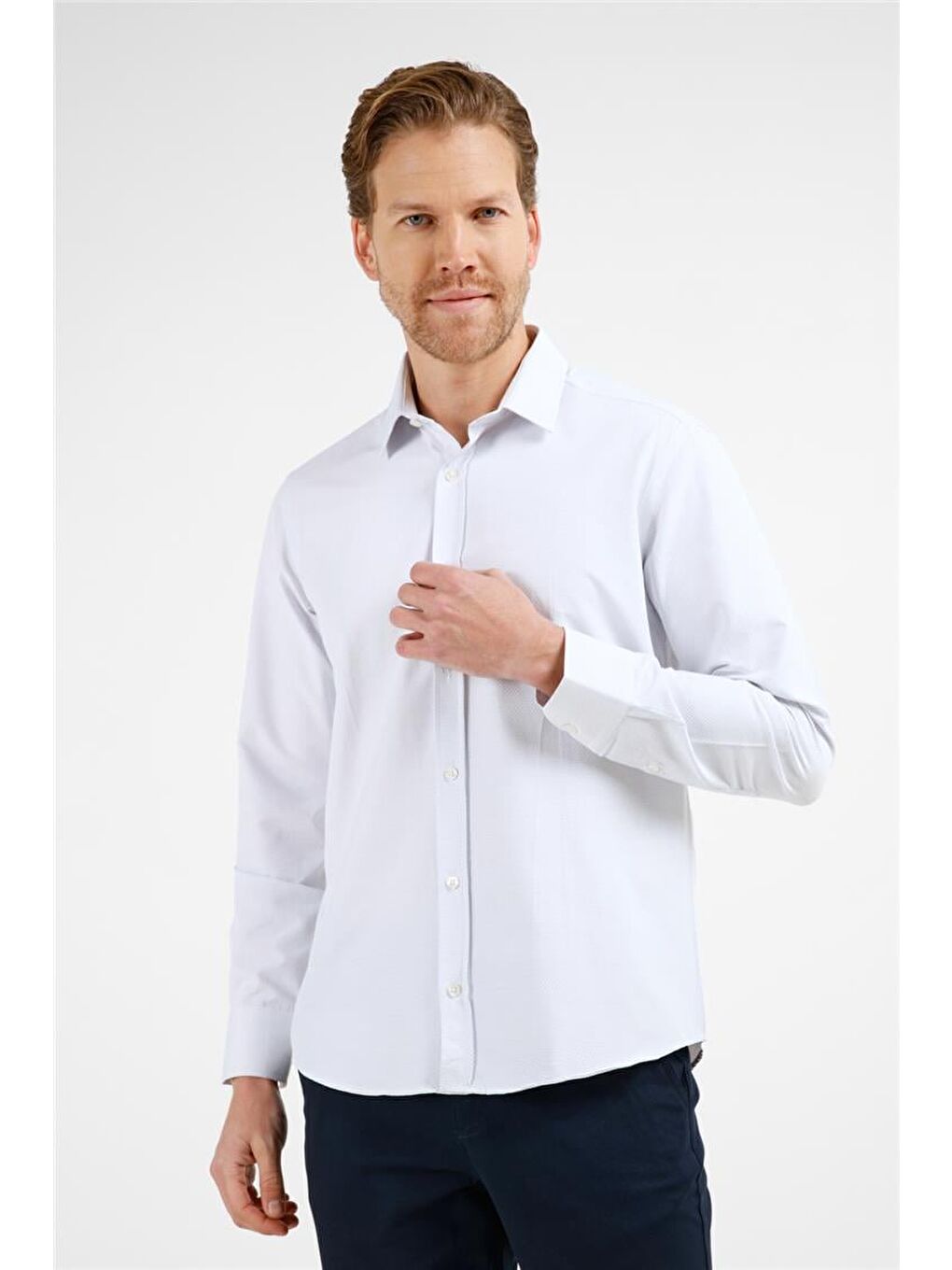 Beyaz - Mavi Kendinden Desenli Sert Yaka Uzun Kol Cepsiz Slim Fit Pamuklu Gömlek 1004255216-2