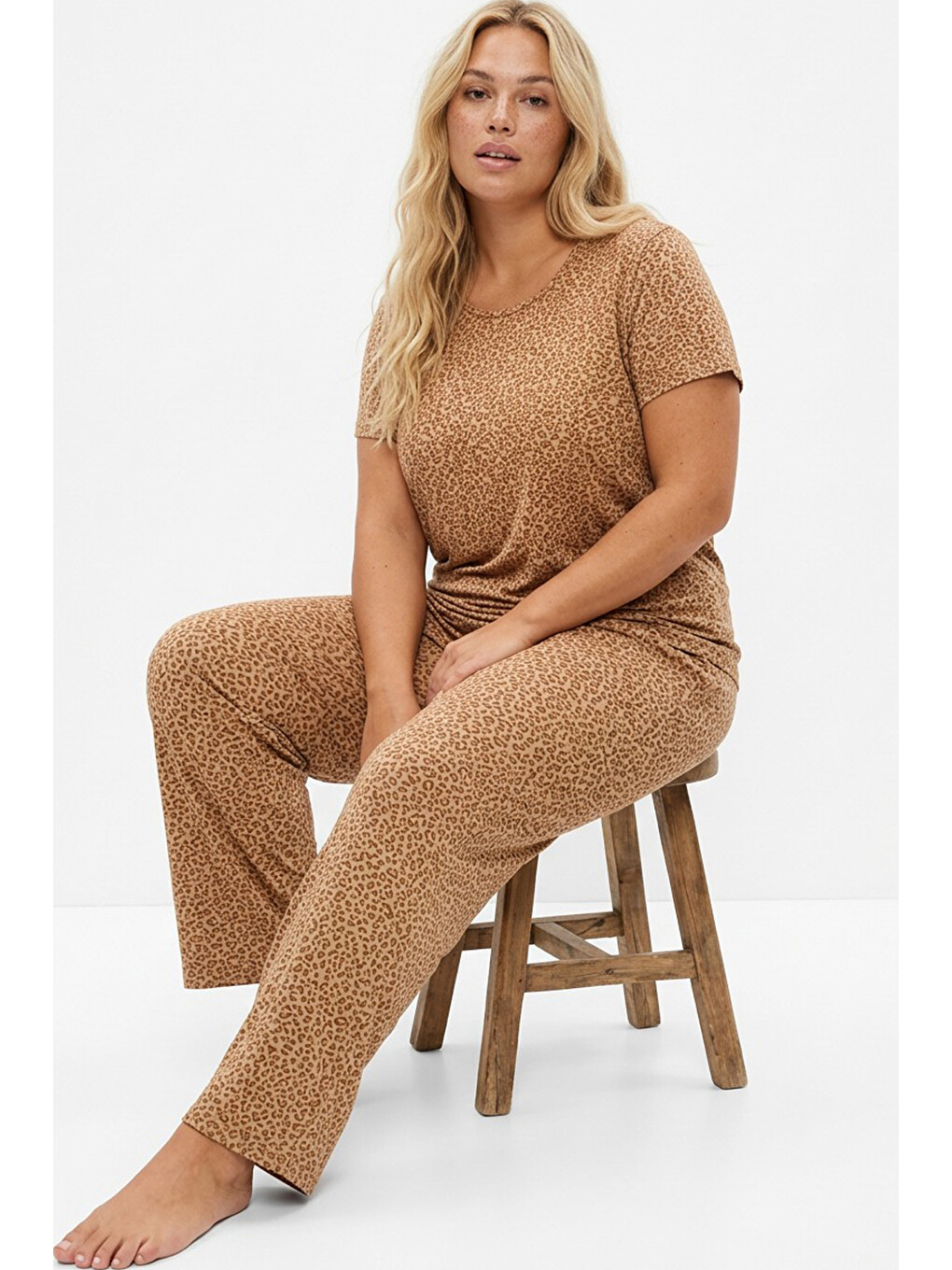 Bej Vizon Leopar Desenli Büyük Beden Battal Örme Pijama Takım 7614