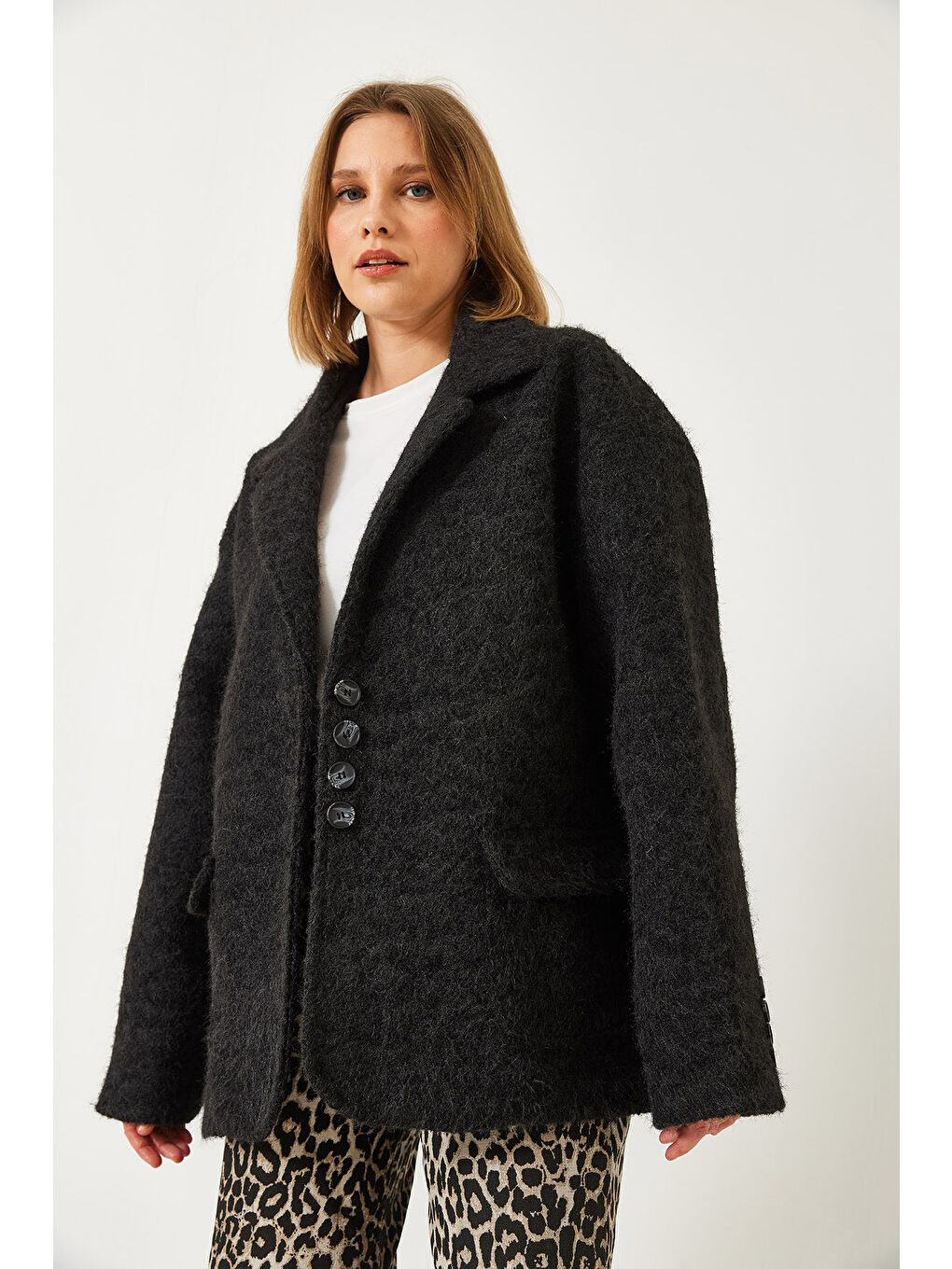 Siyah Kadın Oversize Astarlı Kaşe Blazer Ceket-4