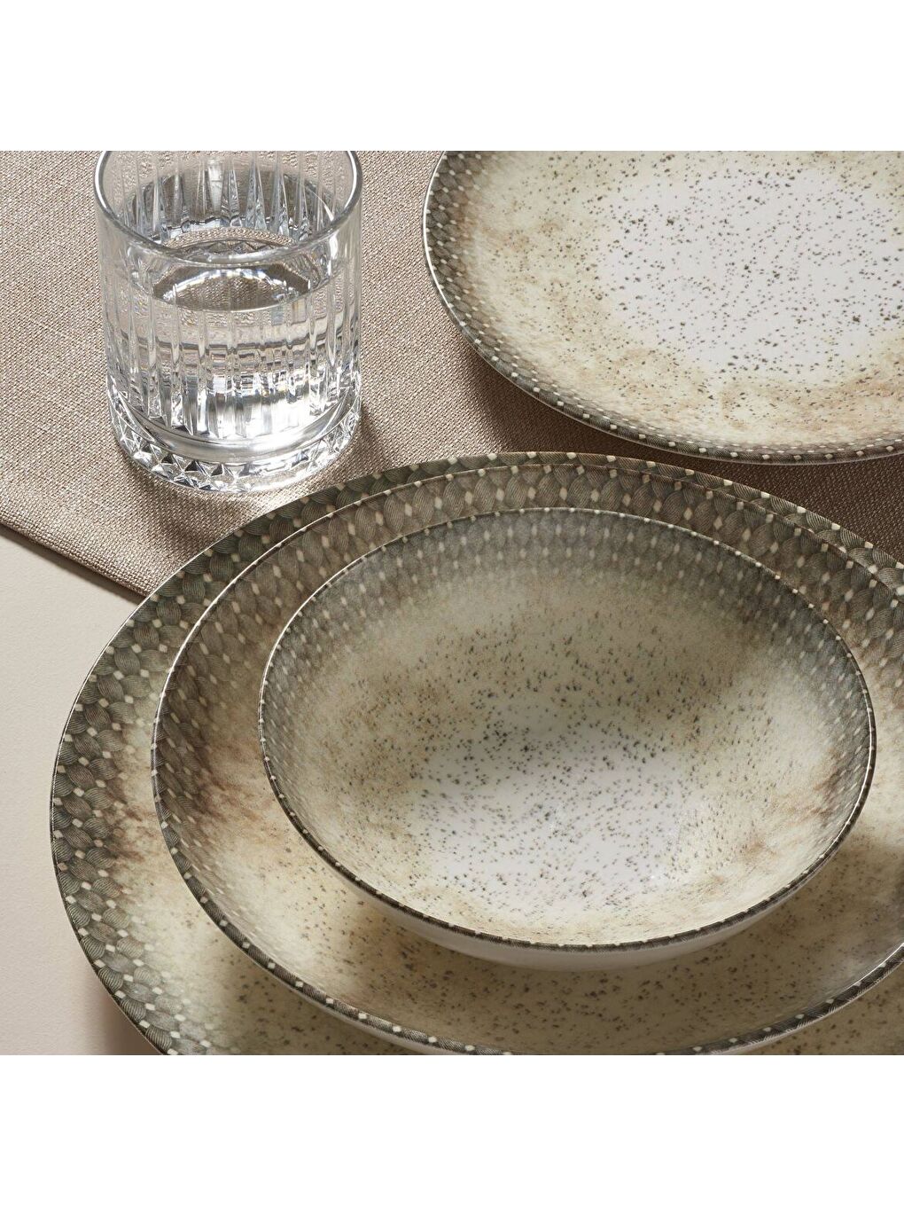 Ekru Camelia 24 Parça 6 Kişilik Yemek Takımı 31823-2