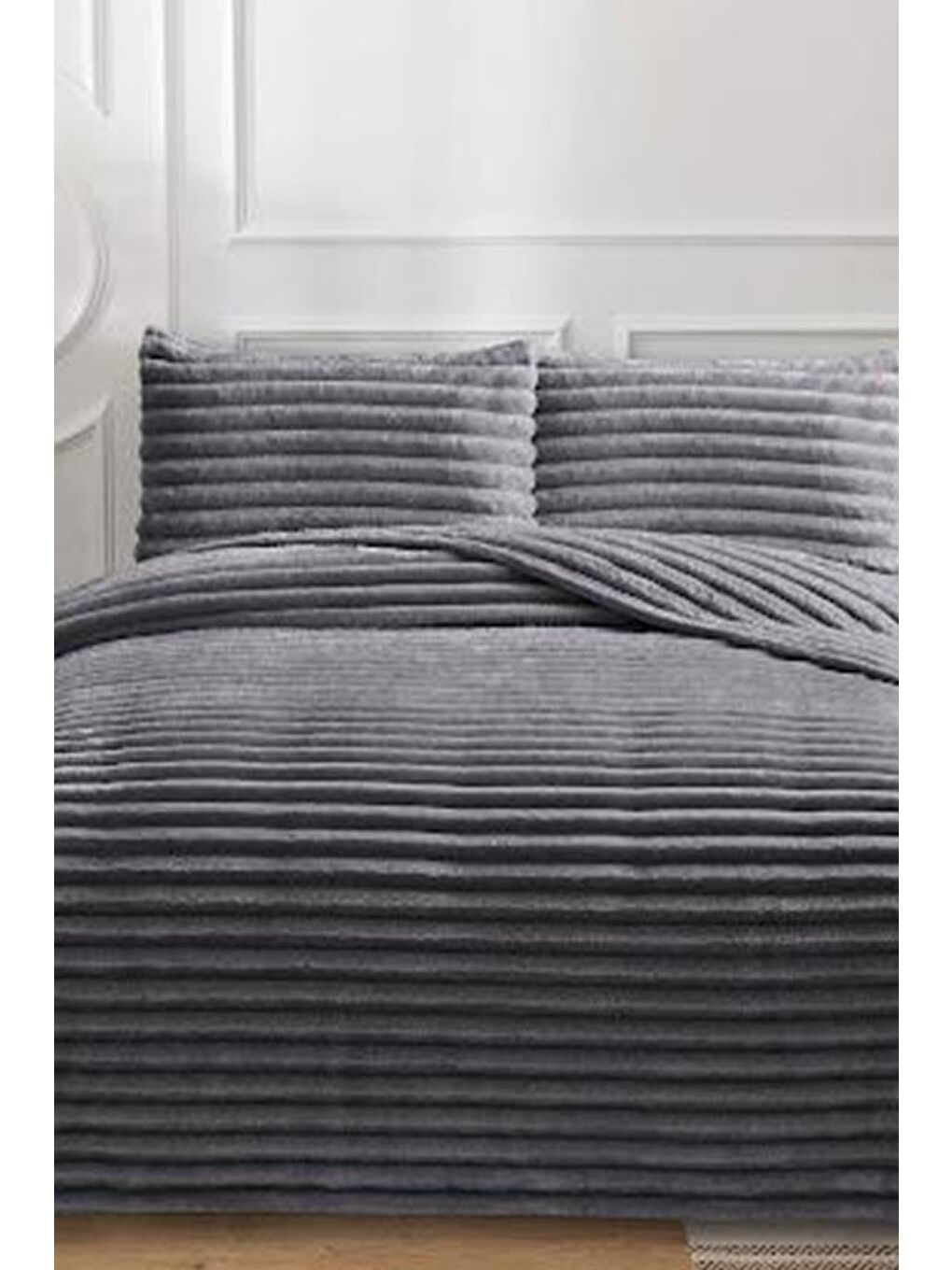 Eterna Pelüş Tek Kişilik 180x240 Cm Yatak Örtüsü Antrasit