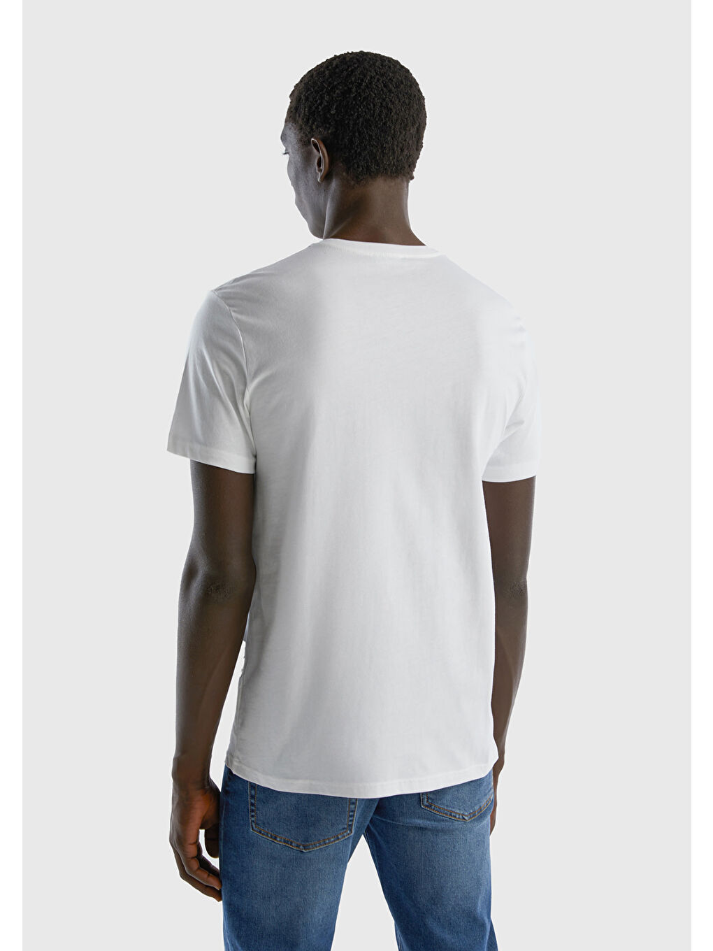 United Colors Of Benetton Erkek Beyaz  100 Pamuk V Yaka Basic T Shirt - 2