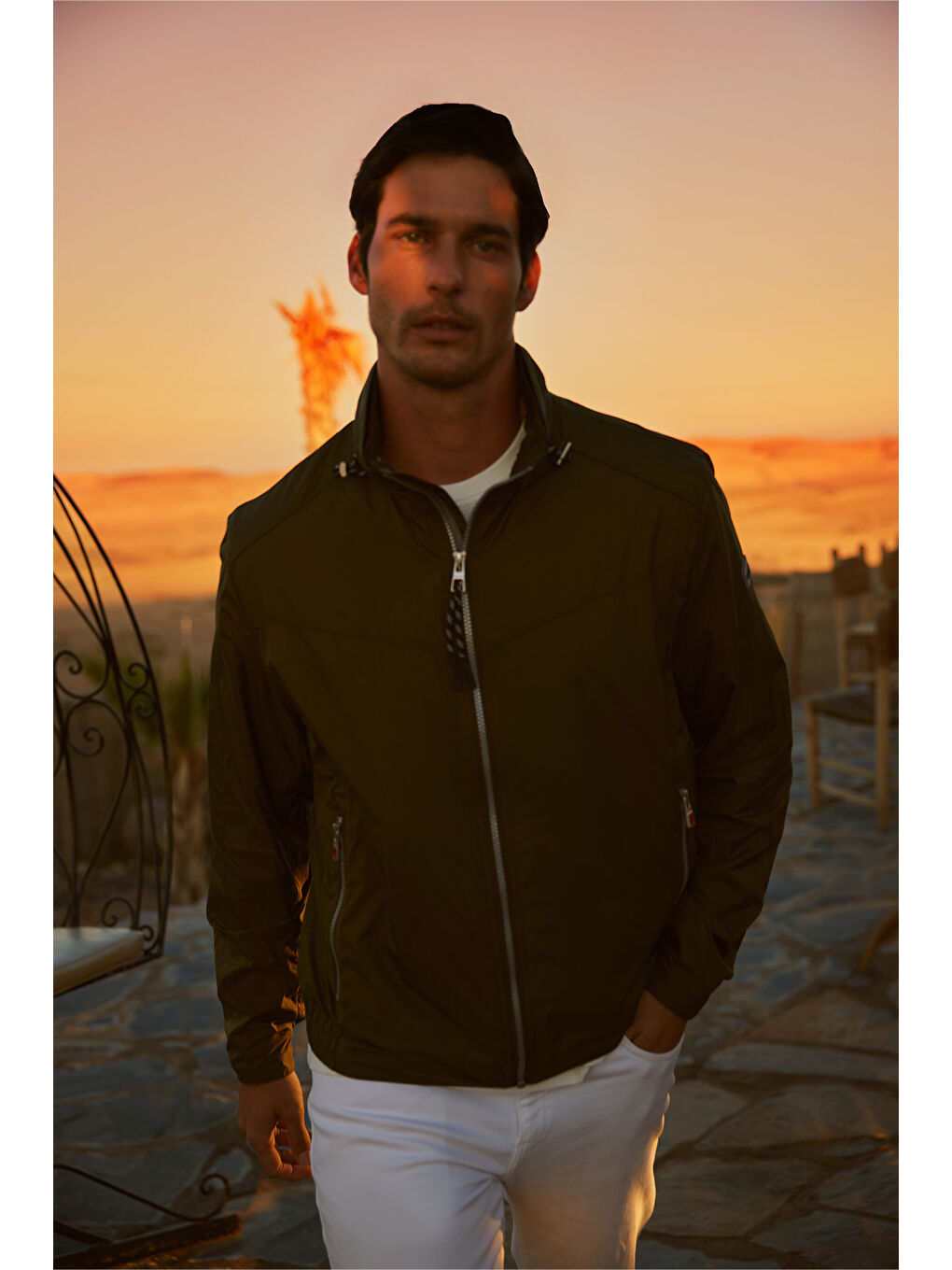 Erkek Haki Standart Fit Normal Kesim Dik Yaka Mont-1