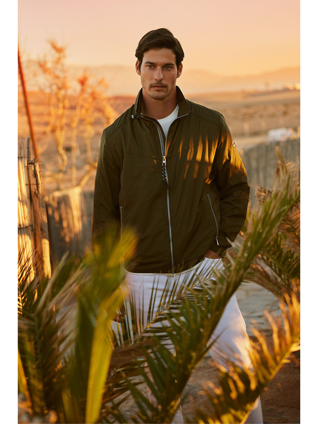 Erkek Haki Standart Fit Normal Kesim Dik Yaka Mont-2