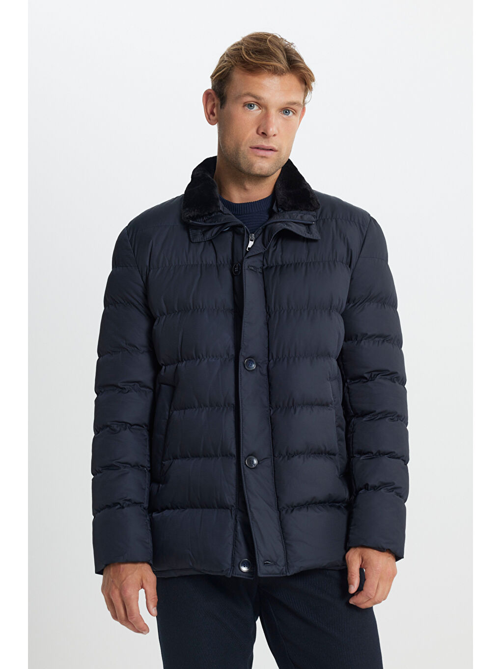 Erkek Lacivert Standart Fit Normal Kesim Dik Yaka Yan Cepli Kaban