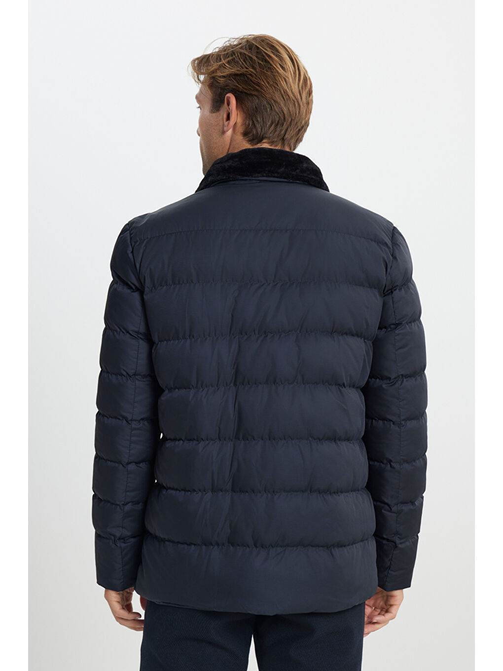 Erkek Lacivert Standart Fit Normal Kesim Dik Yaka Yan Cepli Kaban-5