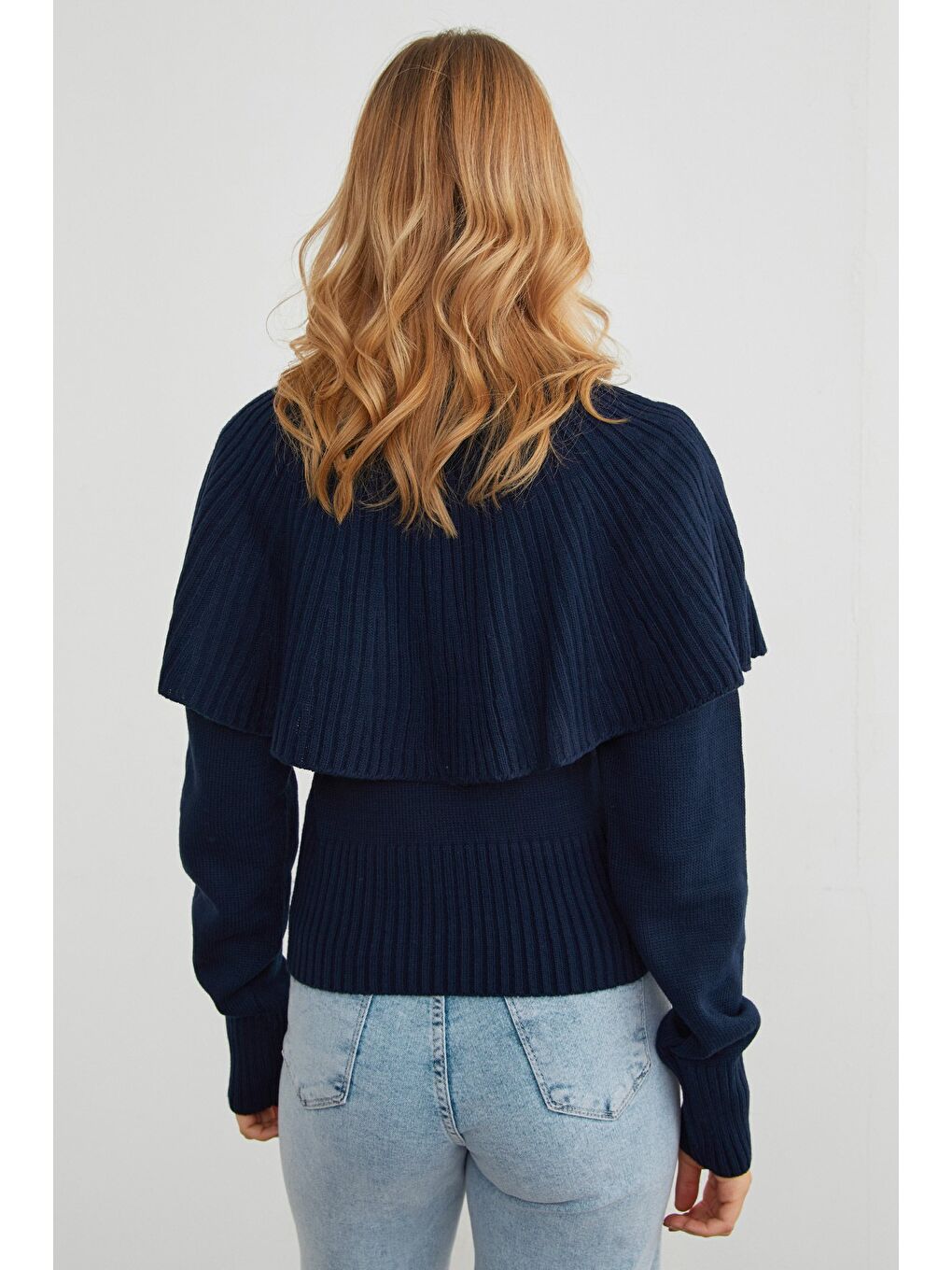 Lacivert Pelerin Detaylı Triko Kazak-4