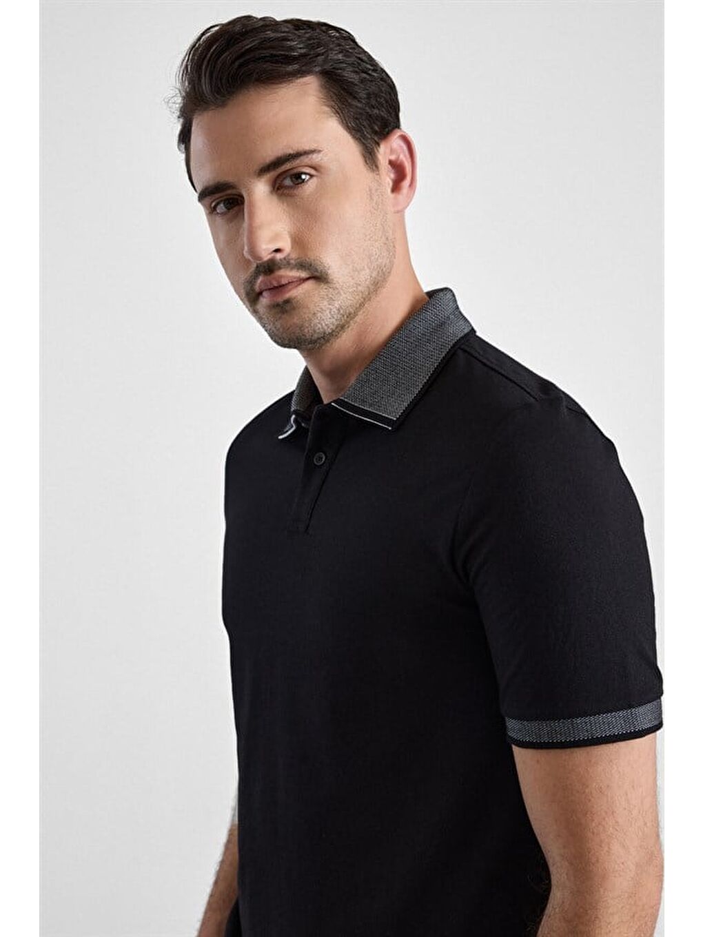 Siyah Regular Düz Baskısız Pike Fermuarlı Polo Yaka Nefes Alabilen Tişört-1
