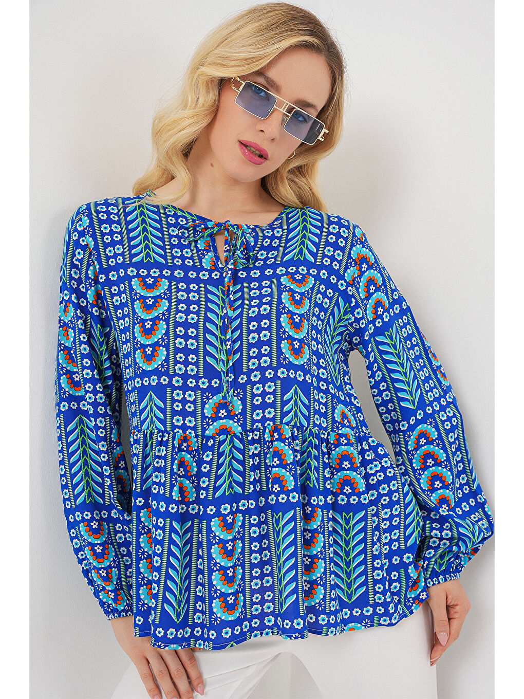 Mavi Kadın Desenli Uzun Kol Bluz 970 - Saks