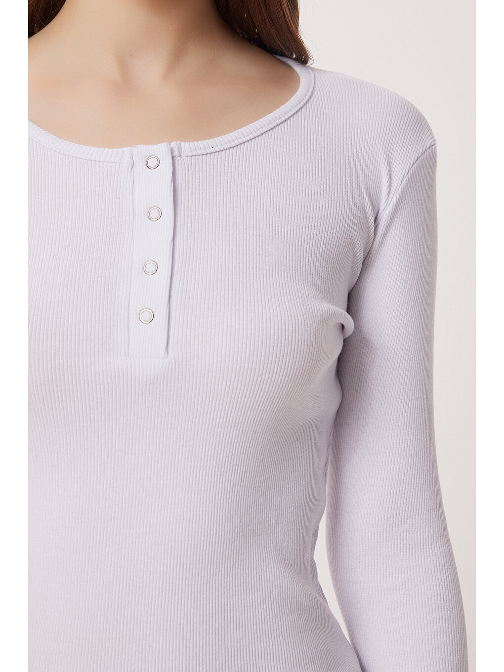 Beyaz Çıtçıtlı Fitilli Örme Bluz BEYAZ LRN0015-3