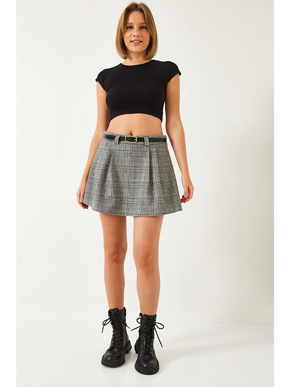 Gri Kadın Ekose Desenli Kaşe Kemerli Şortlu Etek-2