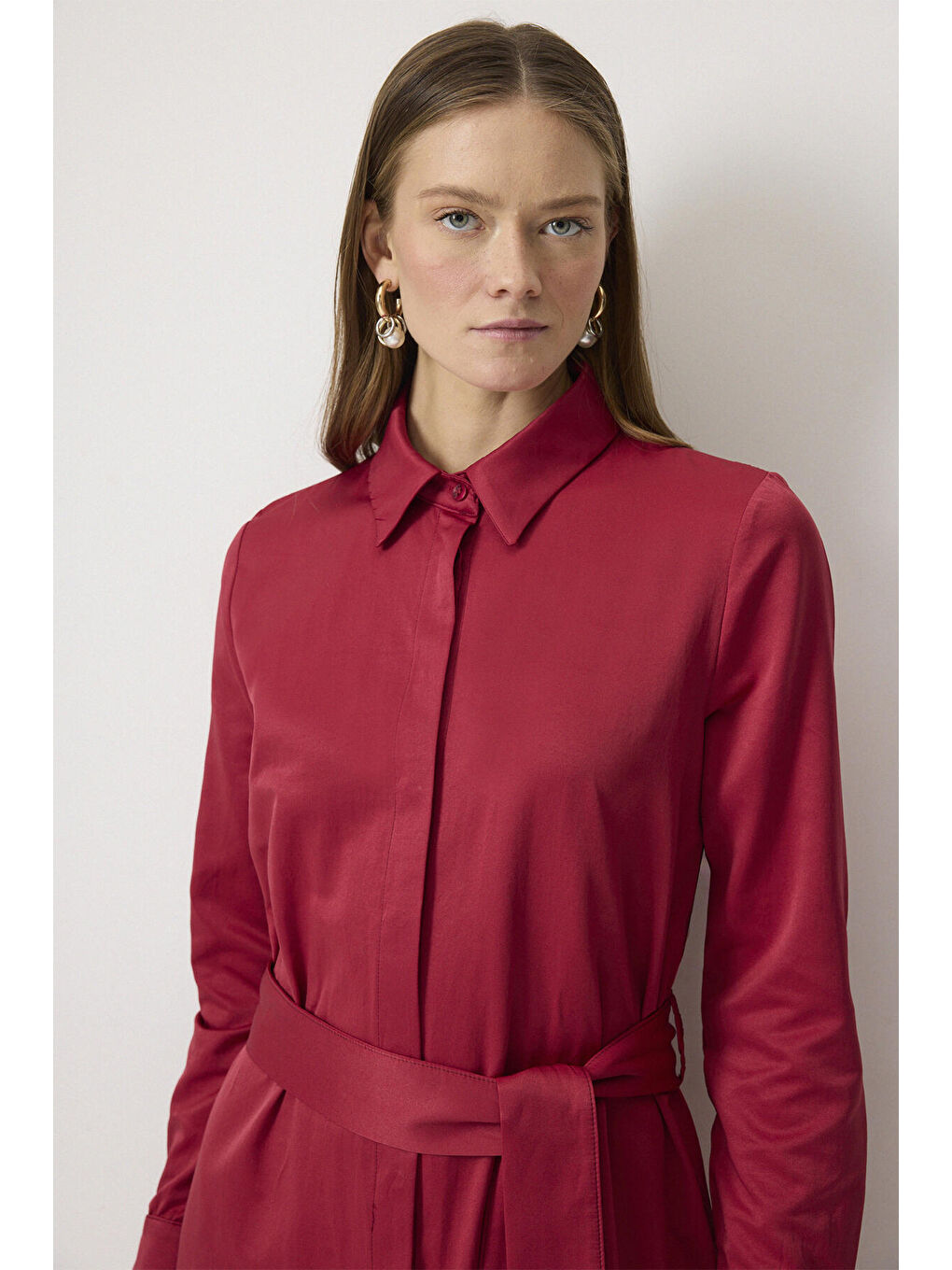 Kırmızı Kuşaklı Gömlek Elbise-2