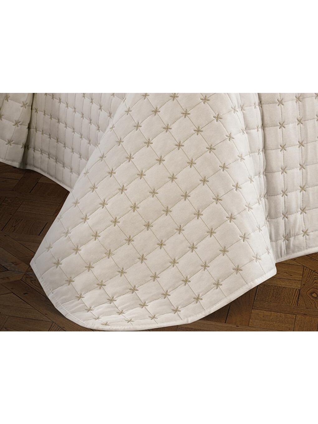 Ekru Yıldız Çift Kişilik Kapitoneli Yatak Örtüsü Krem-2