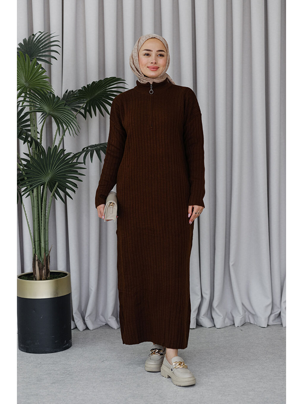 Yarım Fermuar Detaylı Triko Elbise Kahverengi