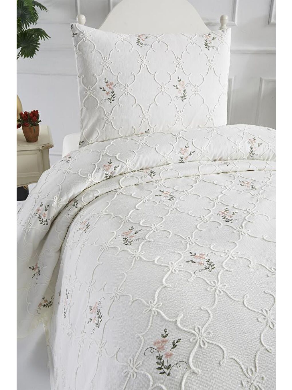 Ekru Pinkrose Nakışlı Şönil 2 Parça Tek Kişilik Yatak Örtüsü Krem-7