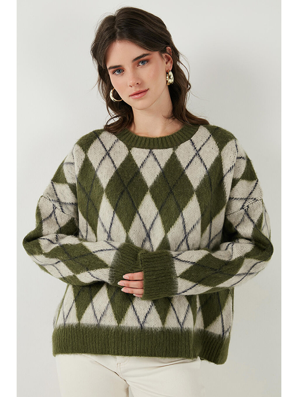 Haki Oversize Fit Bisiklet Yaka Baklava Desenli Yumuşak Dokulu Kadın Kazak 4616223-3