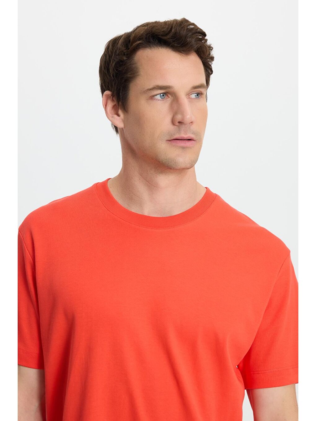 Turuncu Unisex Relax Fit Rahat Kesim %100 Pamuk Yumuşak Dokulu Hafif Kalın Nar Bisiklet Yaka Tişört-1