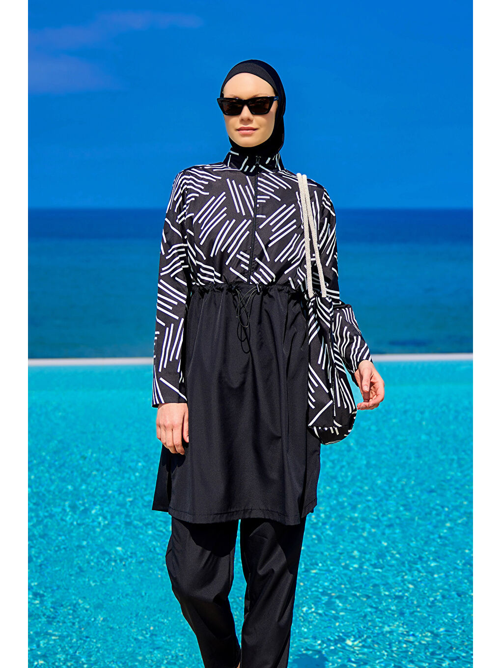 Siyah Tam Kapalı Tesettür Mayo Plaj Çantalı 4 Parça Set R2509-3