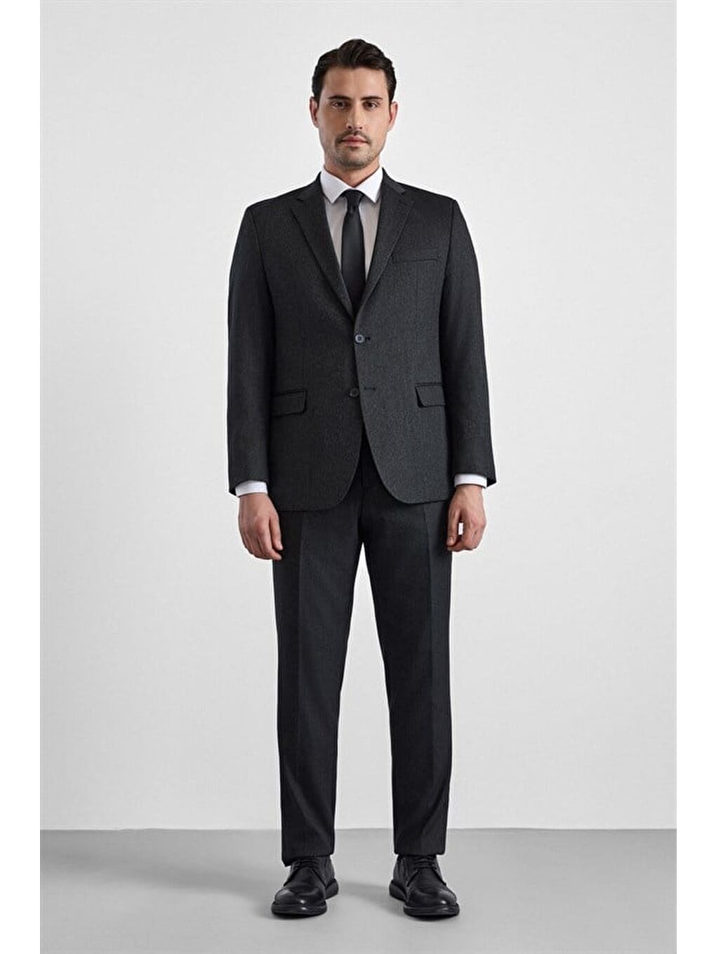 Siyah Regular Sivri Yaka Yan Cepli 4 Drop Takım Elbise